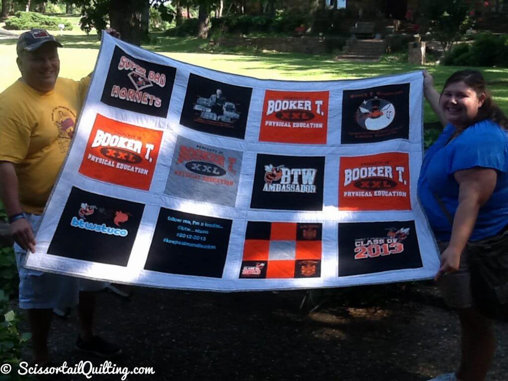 t-shirt quilt with sashing and borders