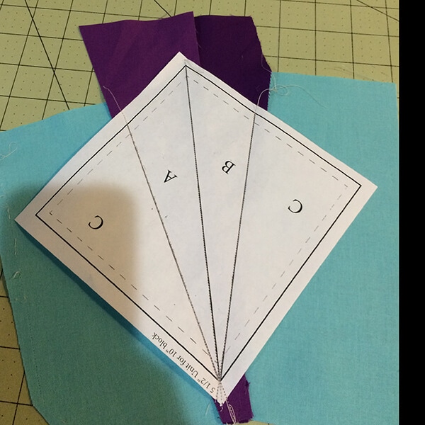 How to Paper-piece a Quilt Block