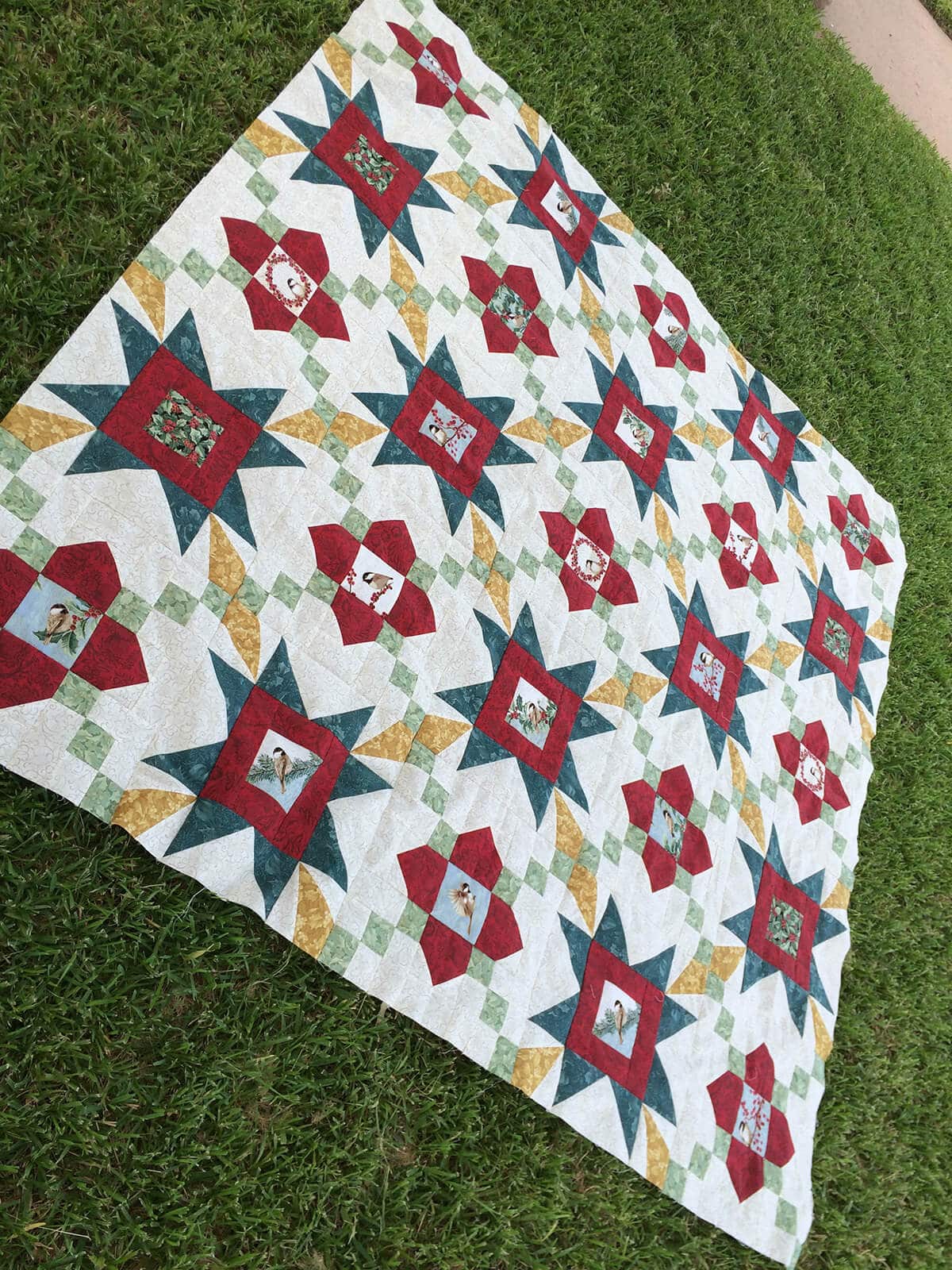 Photo of quilt top for Jolly Stars Quilt Pattern